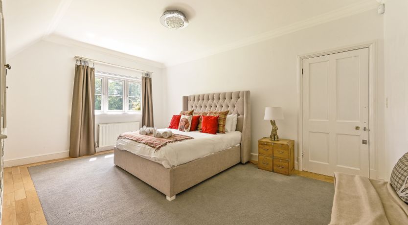 Photo of Surrey Hills Manor