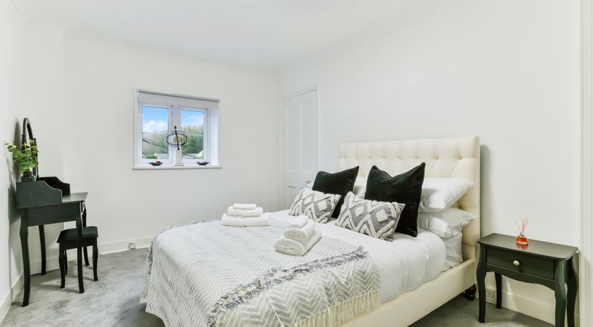 Photo of Surrey Hills Manor