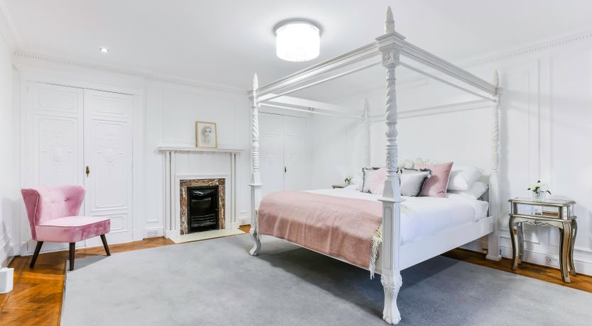 Photo of Surrey Hills Manor