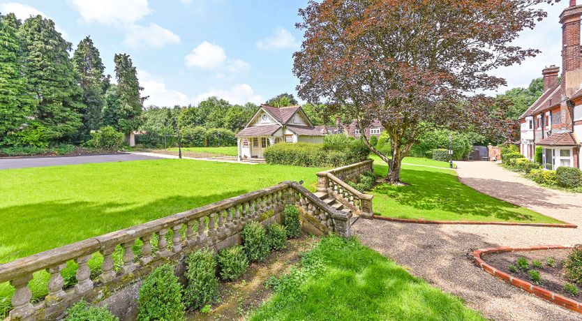 Photo of Surrey Hills Manor