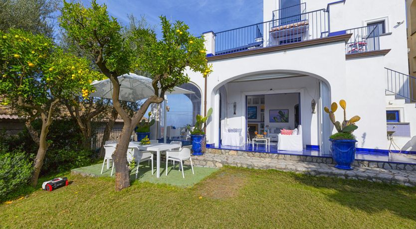 Photo of Sapphire Skyline