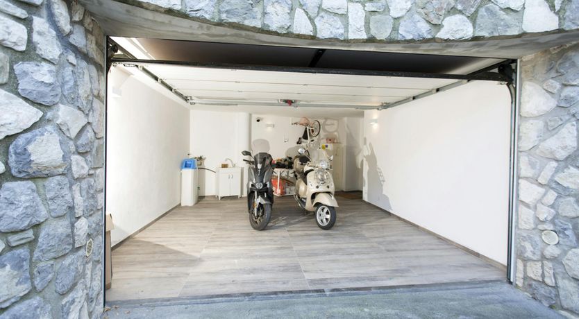 Photo of Sapphire Skyline