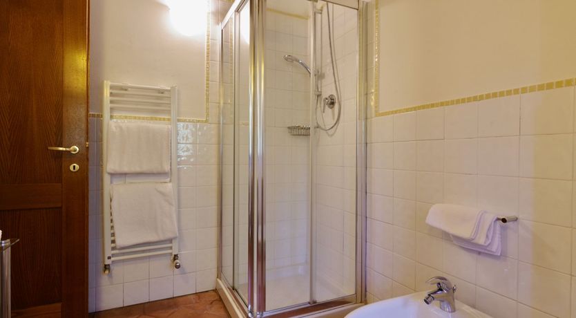 Photo of Tuscan Roses