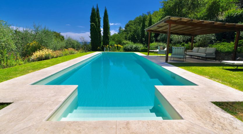 Photo of Tuscan Roses