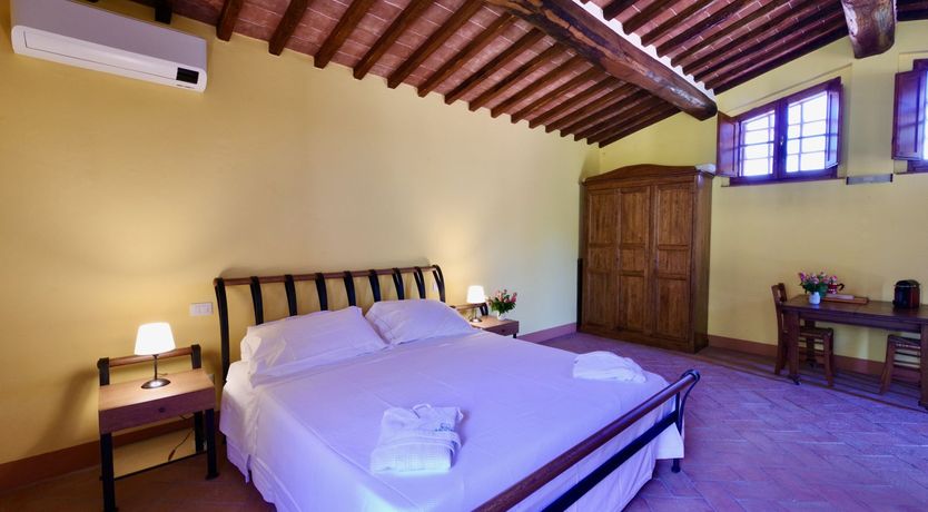 Photo of Tuscan Roses