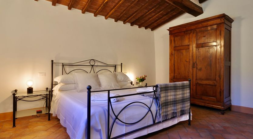 Photo of Tuscan Roses