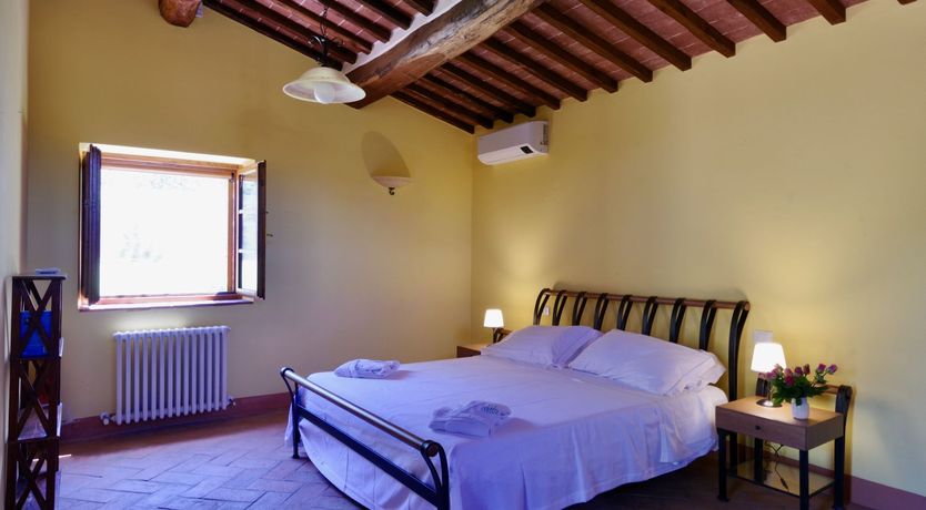 Photo of Tuscan Roses