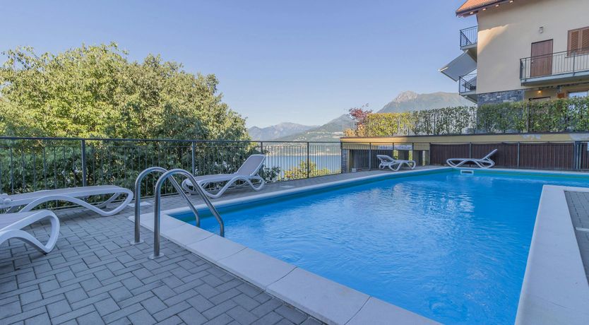 Photo of Lake Como View