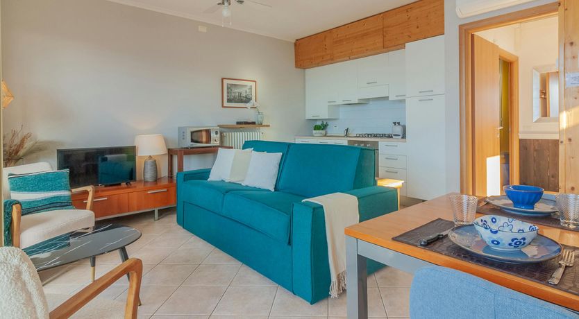 Photo of Lake Como View