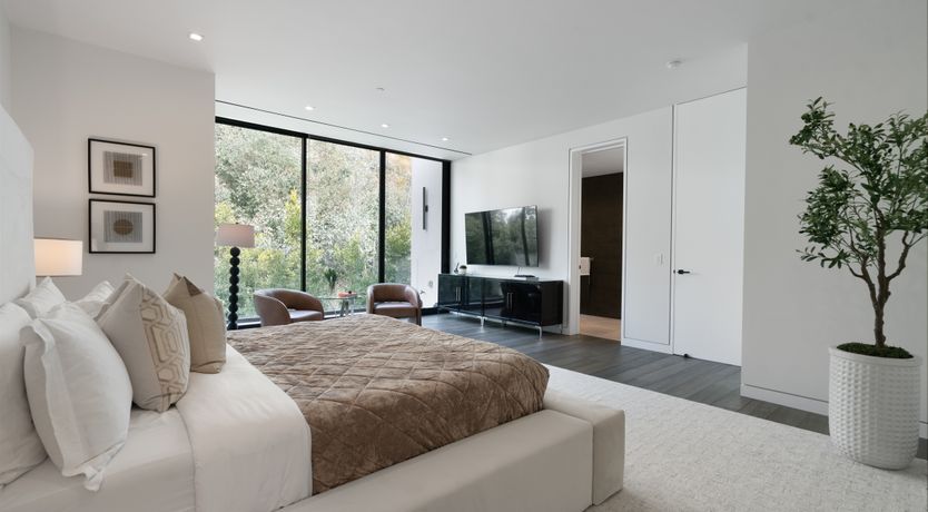 Photo of Love in Hollywood