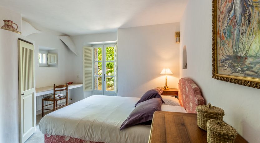 Photo of The Champagne Rose