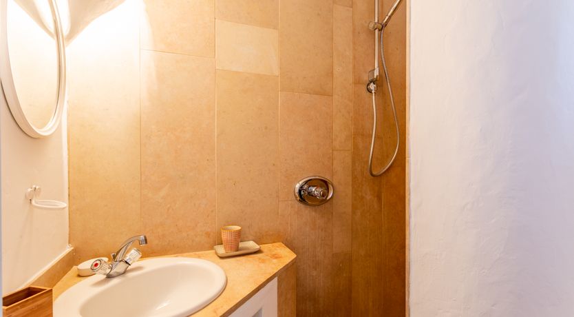 Photo of The Champagne Rose