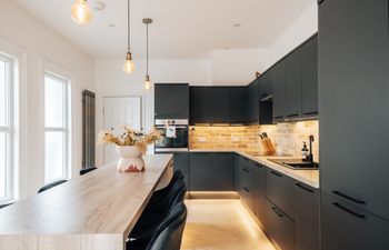 Tooting Time Holiday Home