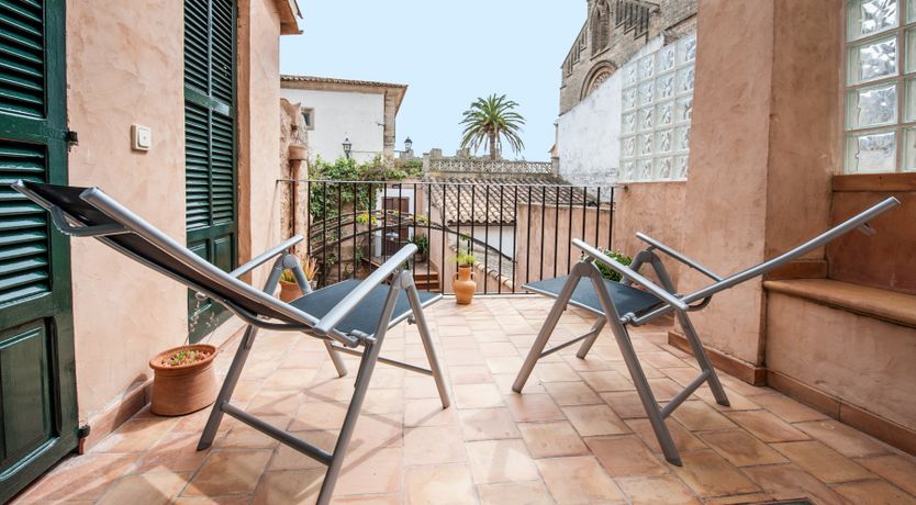 Photo of Palm Trees & Church Bells
