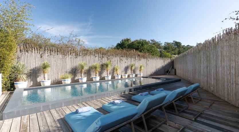 Photo of Ocean's Breeze