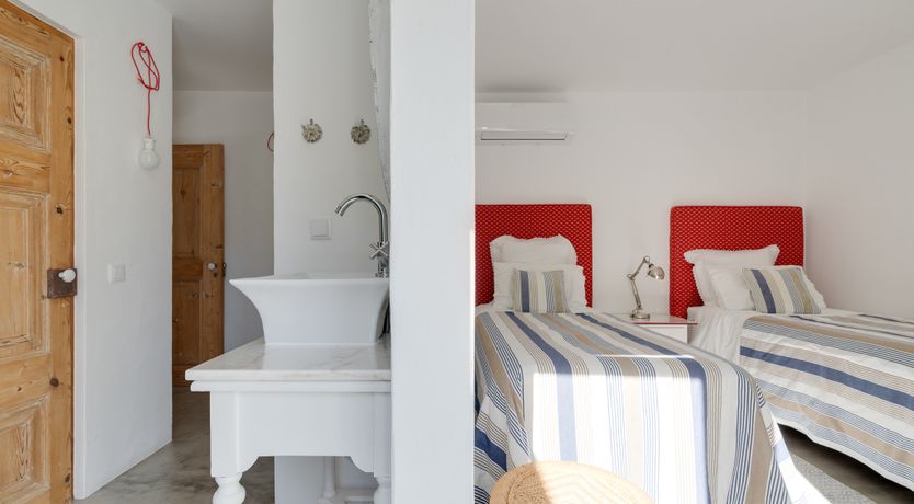 Photo of Ocean's Breeze