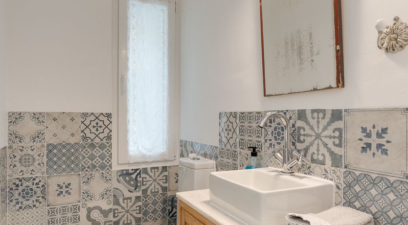 Photo of Ocean's Breeze