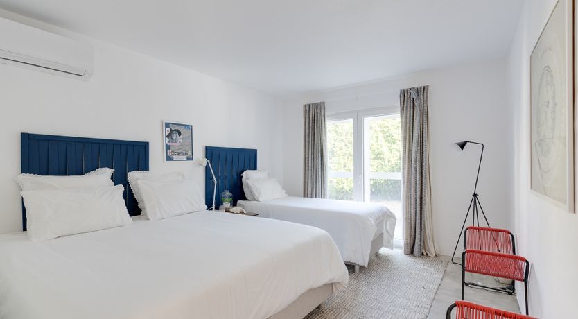 Photo of Ocean's Breeze