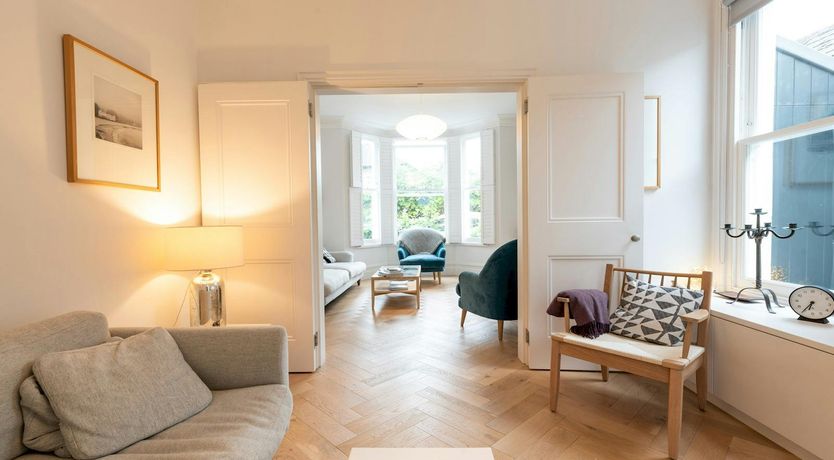 Photo of Thames Rhapsody