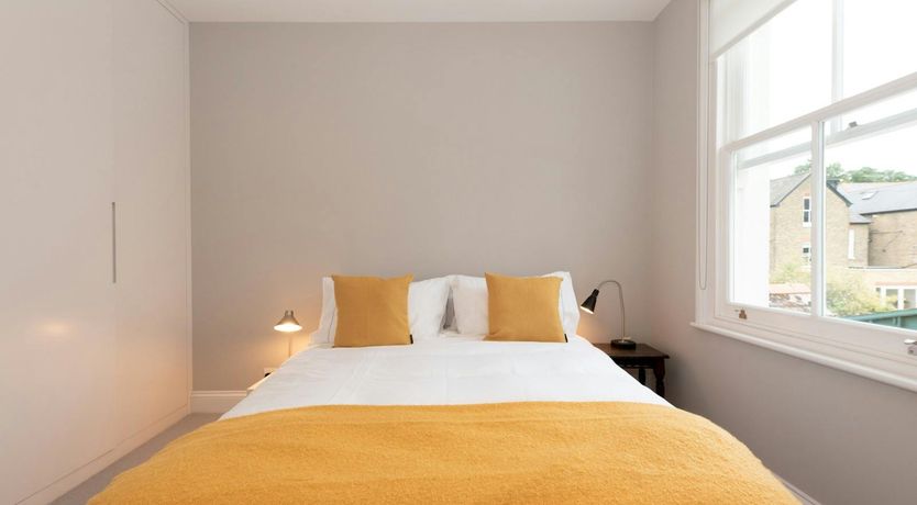 Photo of Thames Rhapsody