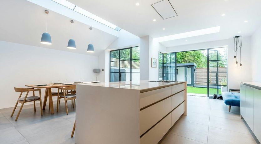 Photo of Thames Rhapsody