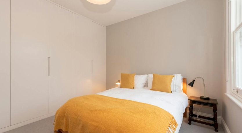 Photo of Thames Rhapsody