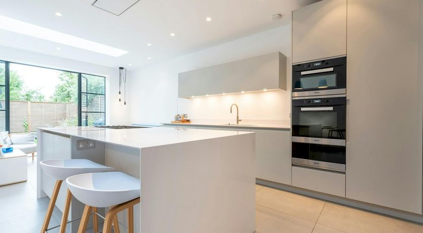 Photo of Thames Rhapsody