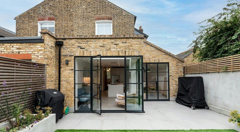 Photo of Thames Rhapsody