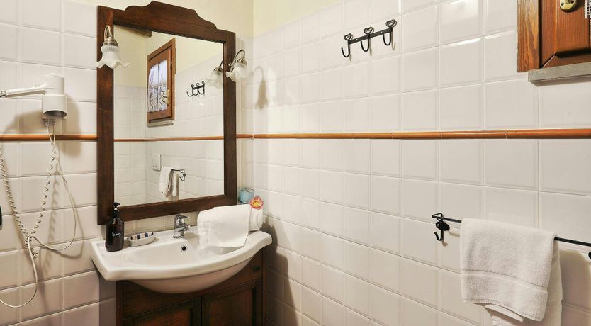 Photo of Olive Harmony