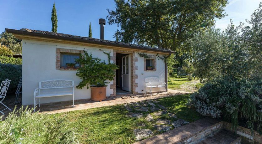 Photo of Tuscan Hush