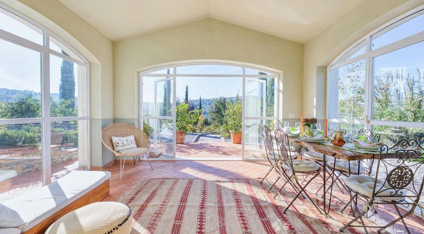 Photo of Tuscan Hush