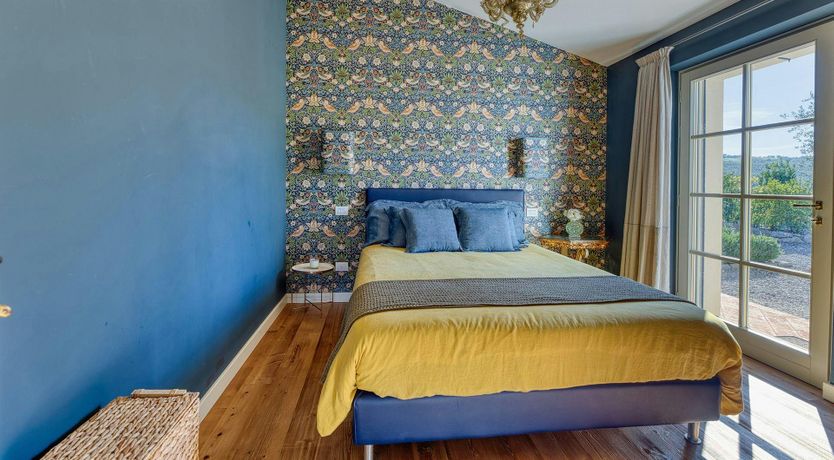 Photo of Tuscan Hush