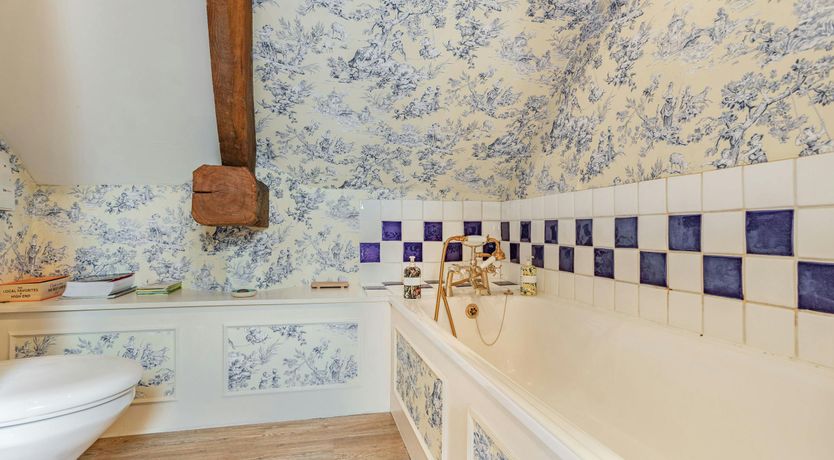 Photo of A Tale of the Cotswolds