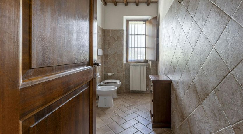 Photo of Farmhouse Fair