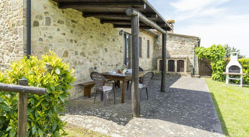 Photo of Farmhouse Fair