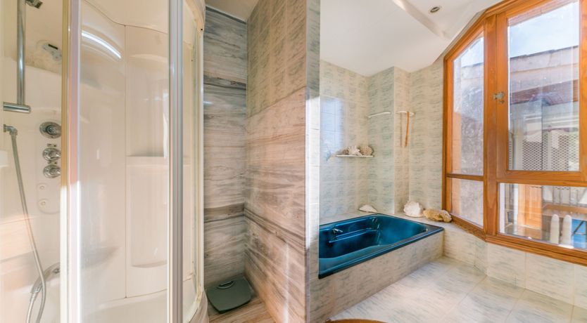 Photo of All the Frills