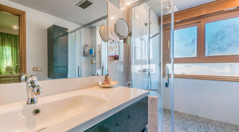 Photo of All the Frills