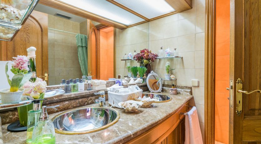 Photo of All the Frills