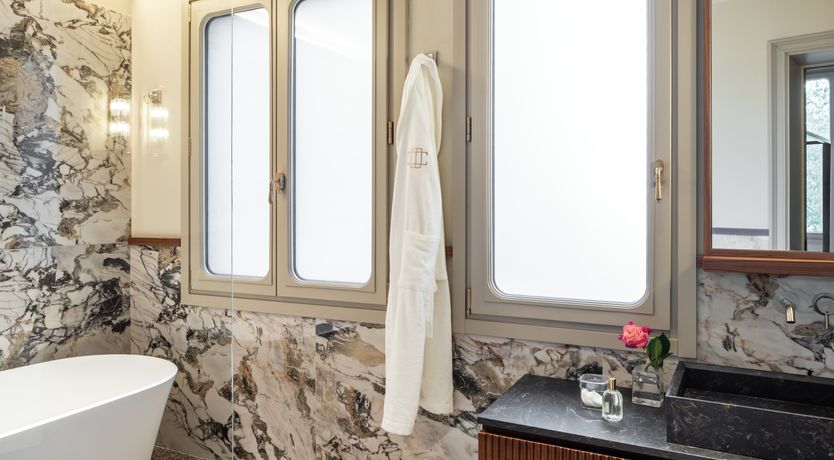 Photo of Florentine Charms