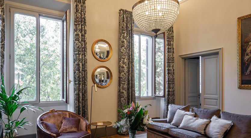 Photo of Florentine Charms