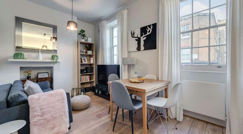 Photo of Fitzrovia Hideaway