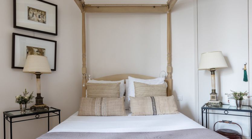 Photo of Three Ships Sailing