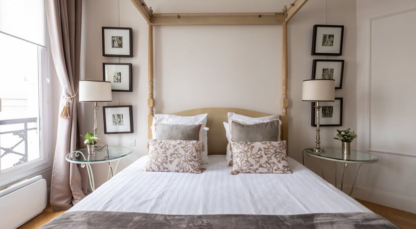 Photo of Three Ships Sailing