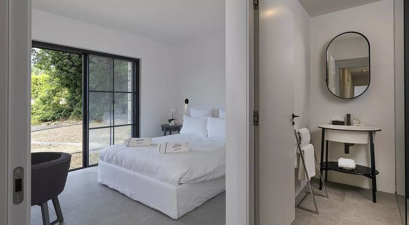 Photo of La Romantique