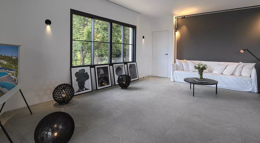 Photo of La Romantique