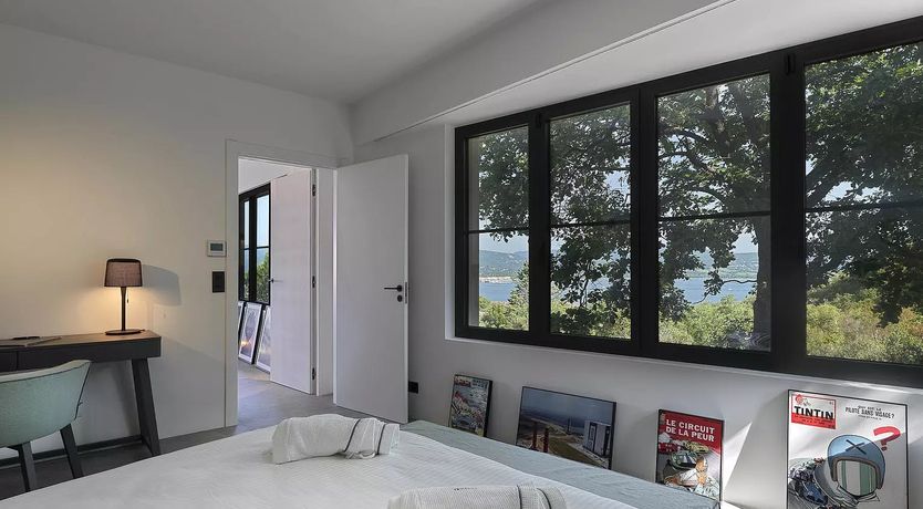 Photo of La Romantique