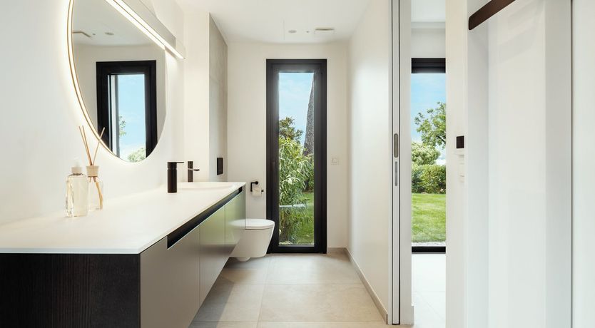 Photo of Champagne-Flavoured