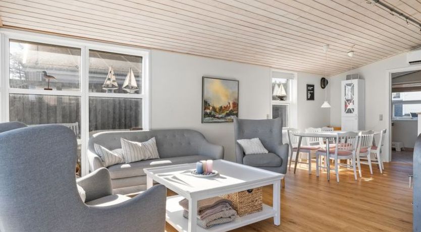 Photo of "Answald" - 10m from the sea