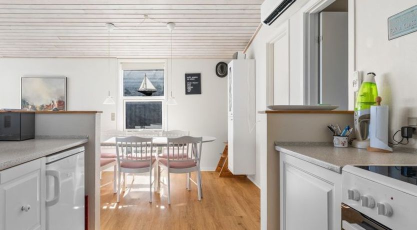 Photo of "Answald" - 10m from the sea