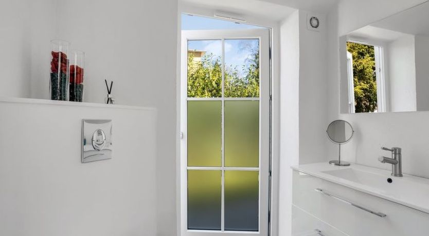 Photo of "Judit" - 10m from the sea